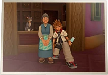 Chiro aparece en la foto que se hicieron la dueña de la tienda y Roxas
