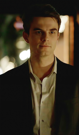 Sciamachy ↳ Kol Mikaelson {1} ✓