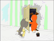 Kipper opens the door