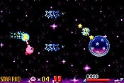 Kirby usando la Varita Estelar para luchar contra la esfera de Pesadilla.