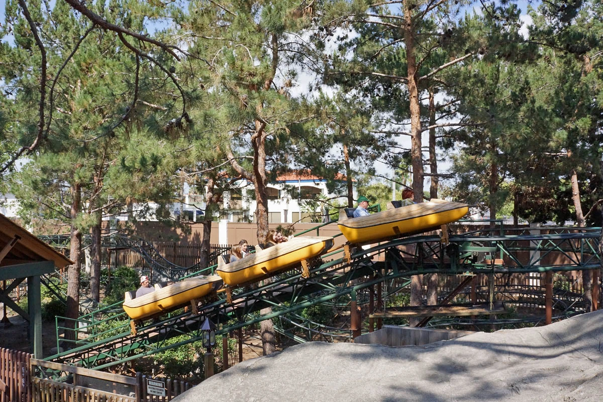 Timberline Twister Knott's Berry Farm Wiki Fandom