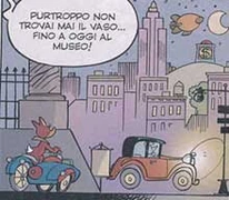 Το θησαυροφυλάκιο του Σκρουτζ Μακ Ντακ διακρίνεται στο βάθος του καρέ. Ο Τζερβάζιο λανθασμένα το απεικονίζει με τη μοντέρνα του εμφάνιση. Από την ιστορία La maledizione del faraone (Η Κατάρα του Φαραώ)