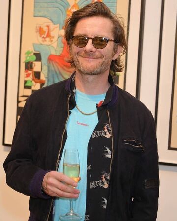 jamie hewlett gorillaz wiki fandom
