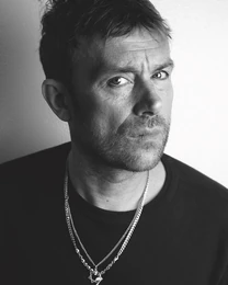 Damon Albarn's look.jpg (61 KB) Damon Albarn's look