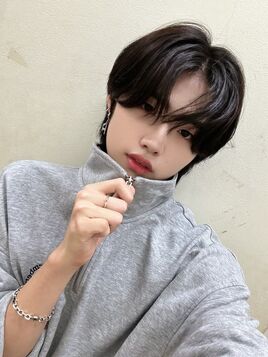 Lee Injae ELEMENT selca