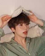 Debut Profile Photo