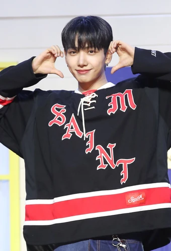 Kii | K-Pop Fanon Fandom Wiki | Fandom