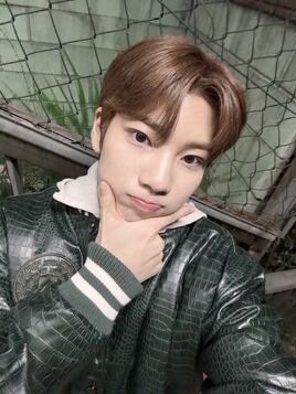 Trevor ELEMENT selca