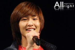 1240664783 onew1