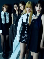 Vogue Japan (Декабрь 2023) (5)