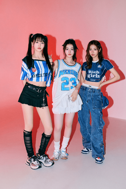 Queenz Eye | Kpop Wiki | Fandom