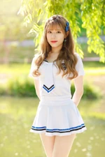 ICU Cupid (Japanese ver.) Ella promotional photo.png (452 КБ) "Cupid (Japanese ver.)"