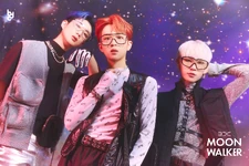 "Moon Walker" (1)