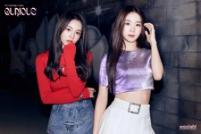 "Qurious" (Nana & Wooyeon)