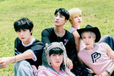 K-POP・アジア BTOB HOUR MOMENT Amazon.co.jp: BTOB スペシャルアルバム - HOUR MOMENT (HOUR