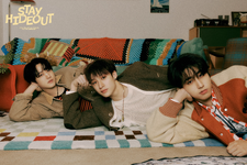 Official Fanclub: STAY 4th Generation (2) <STAY Hideout> (Changbin, Bang Chan & Han)