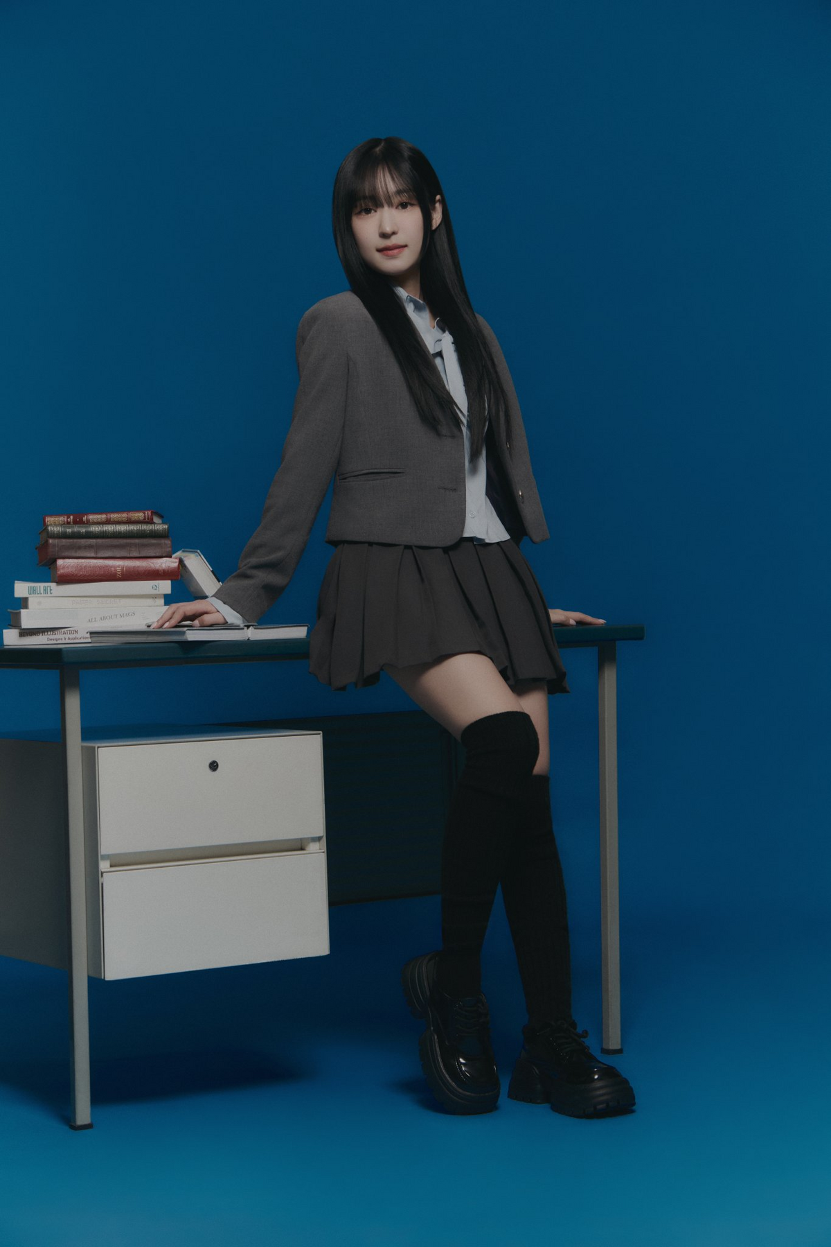 ナタリー・ロリオ／ノワール 640px-Nyowa_Nyoworld-jacket.png