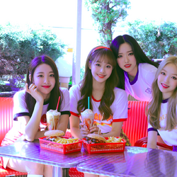 今月の少女LOONA yyxy 「Beauty & The Beat」トレカ付 今月の少女LOONA yyxy 「Beauty & The Beat」トレカ付