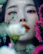 Vogue Korea (October 2021) (2)