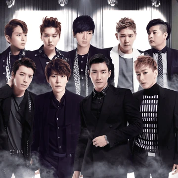 初回限定盤■SUPER JUNIOR Japan 1st album『Hero』 初回限定盤□SUPER JUNIOR Japan 1st album『Hero』 DISCOGRAPHY