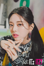 IT'z ITZY (2)