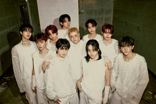 Undeniable (2) (Glare ver.)