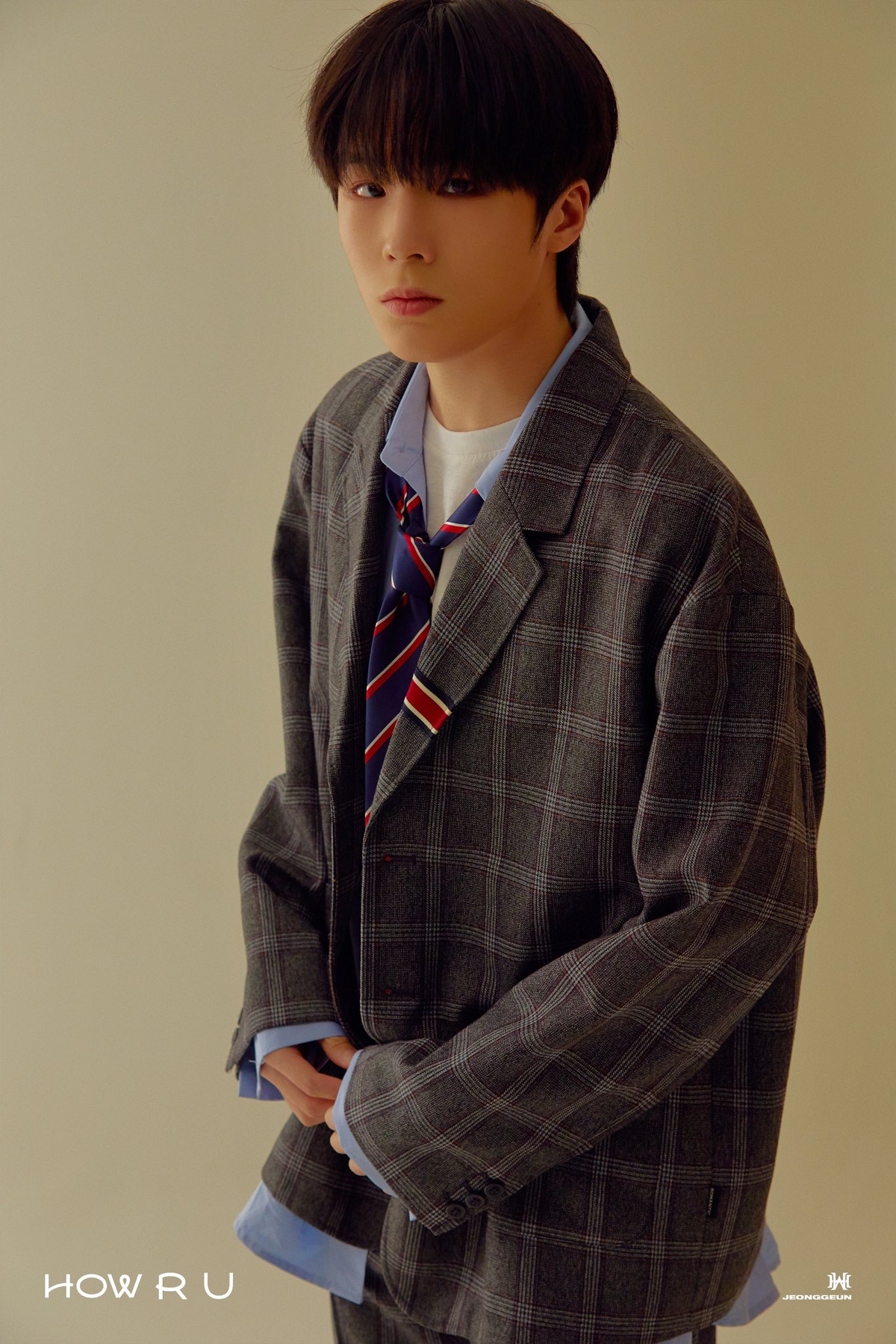 韓国*UMBRO■HBL Weeknd Hooligan Collage Short-Sleeved DAY6 x Umbro] HBL Weekend Hooligan Collage Graphic Short