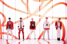 MYNAME Just That Little Thing group promo photo (2)