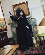Vogue Korea (November 2022) (7)