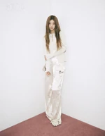 ITZY Yeji CHIC May 2023 1.png (6,49 МБ) CHIC (Май 2023) (1)