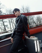 W Korea x Bally (Март 2024) (4)