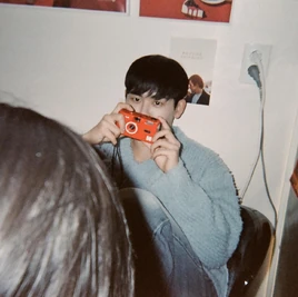 Hoya Deserve album cover
