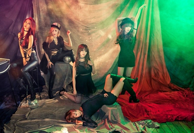 HOTTIES | Kpop Wiki | Fandom