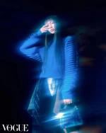 Vogue Korea (November 2022) (6)