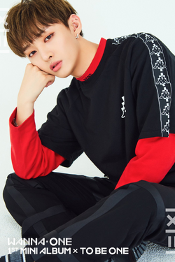 ユン・ジソン直筆サイン入り2Lサイズ写真…Yoon Ji-sung…ワナワン
