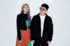 Almeng para Um.jpg (33 kB) "Um"