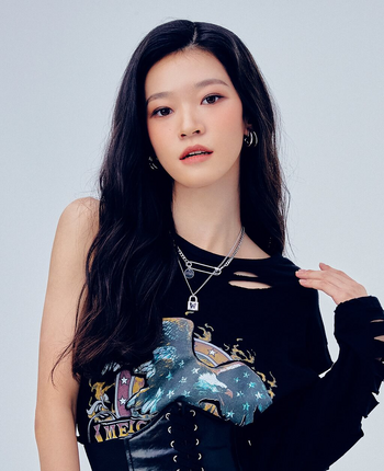 Choe Sumin (My Teenage Girl) | Kpop Wiki | Fandom