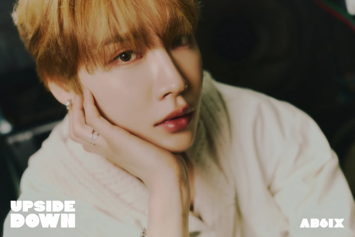 박우진セット　AB6IX Wanna One 박우진 (PARK WOO JIN) 1st Single Album 'Cool & Hot' CONCEPT