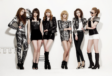 EXID Holla promotional photo