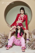 TRIBE Diamond unit concept photo 6.png (2,13 МБ) "Diamond" (7) (Келли и Сонсан)