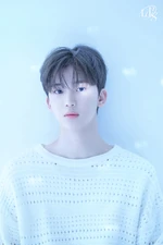 Профильная фотография (LUN8) (1)