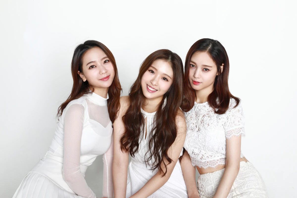 K-POP・アジア Iu htl21 K-POP・アジア Iu htl21 ITZY - Girls Will Be