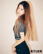 ITZY Yeji Nylon 10.2019 photo (2).png (2,67 МБ) Nylon (Октябрь 2019) (2)