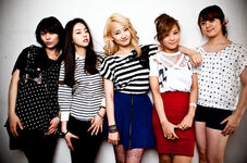 Wonder Girls pada tahun 2011.