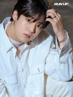 "Run Up (Korean Ver.)" (2)