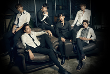 Shinhwa Unchanging Touch group photo