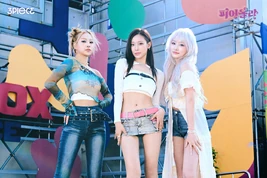 3piece Light Up group concept photo 1