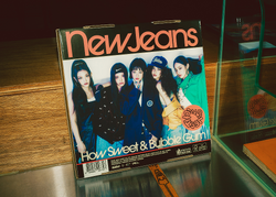 NEWJEANS - [HOW SWEET] (STANDARD VER.) (6 VERSIONS)