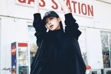 "F Girl" (1)
