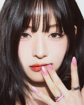 fromis_9 LEE CHAE YOUNG アクリルスタンド　ペンライト fromis_9 LEE CHAE YOUNG アクリルスタンド ペンライト - メルカリ